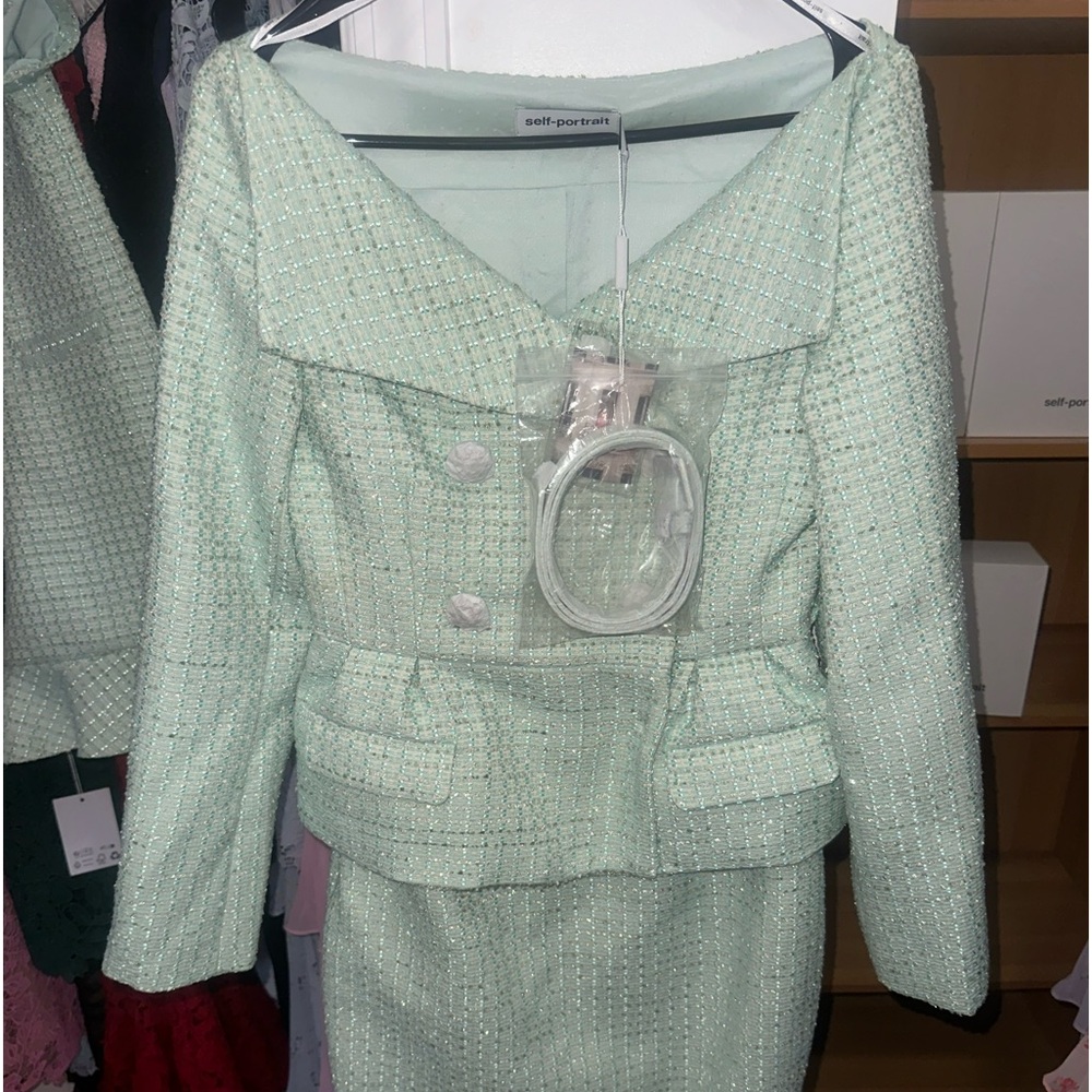 💚Self portrait mint green boucle midi dress💚 - Picture 3 of 10